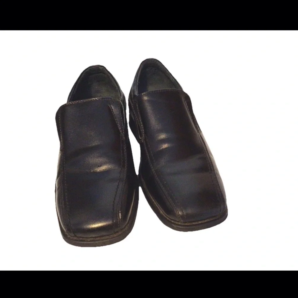 Boys Size 4 Leather Dress Shoes Slip On Formal wedding Comfort Loafers Classic